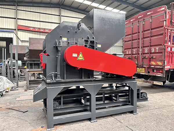 1000型易拉罐破碎機發(fā)往湖南